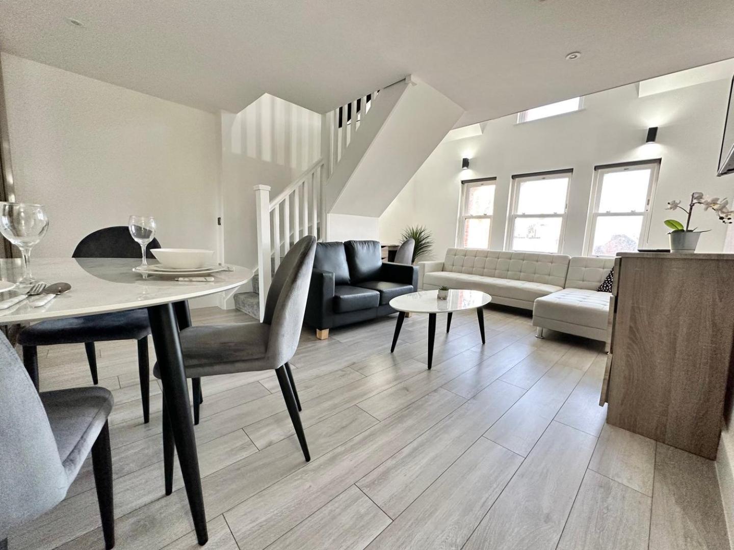 Luxury Duplex City Centre Apartment Leeds  Kültér fotó
