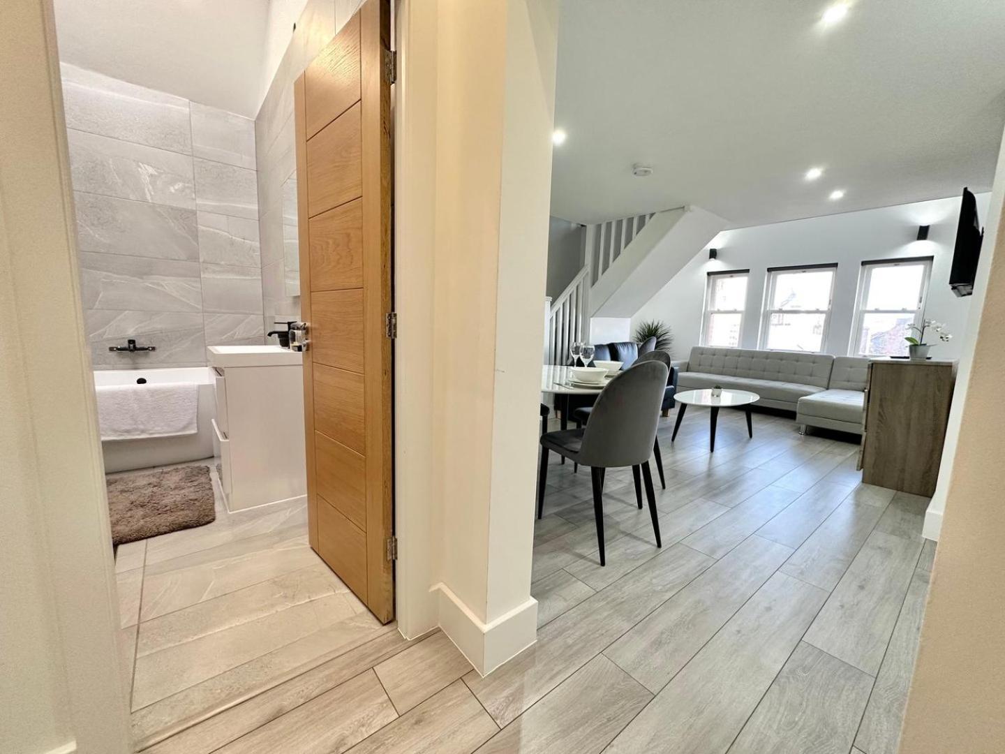 Luxury Duplex City Centre Apartment Leeds  Kültér fotó